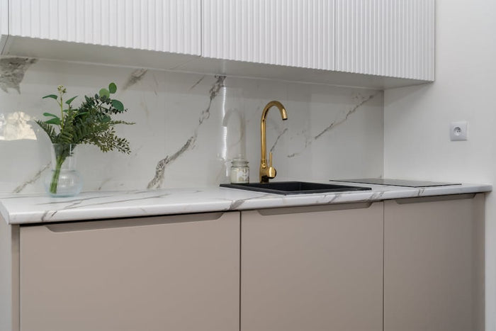 5 Space Saving Pantry Solutions for Small Kitchens